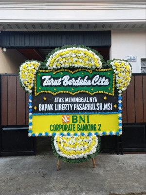 Papan Bunga Duka di Klandasan Ulu