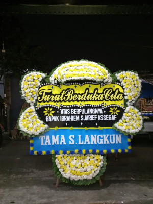 Papan Bunga Duka di Klandasan Ulu
